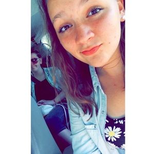 Meet your Posher, Emma