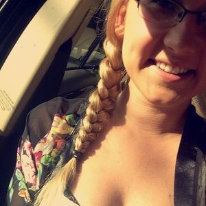 Meet your Posher, Vlada