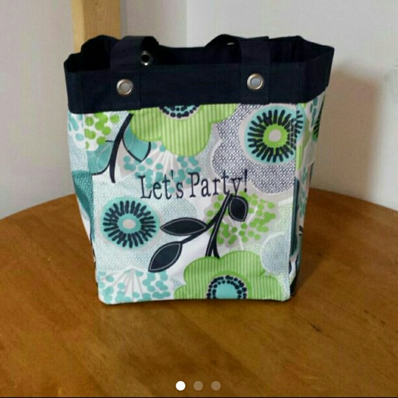 Essential Storage Tote