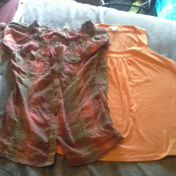 Vintage and cutsie  pair of t-shirts - Picture 1 of 1