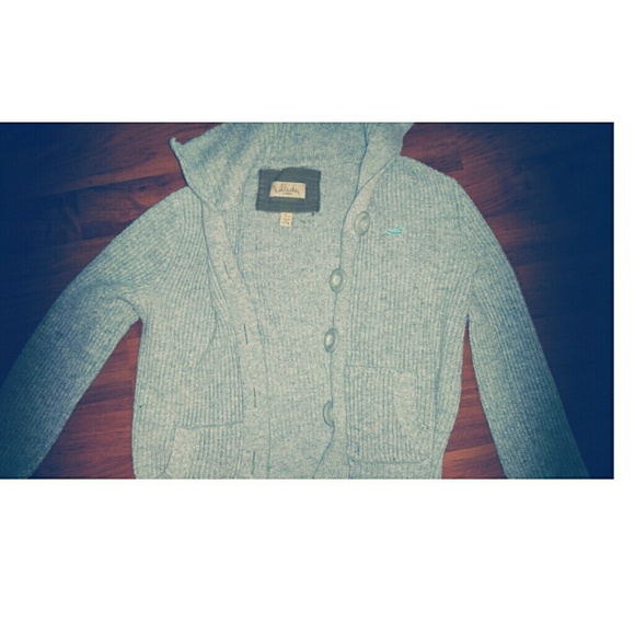 Hollister cardigan