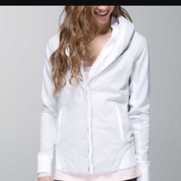 Lululemon to class jacket