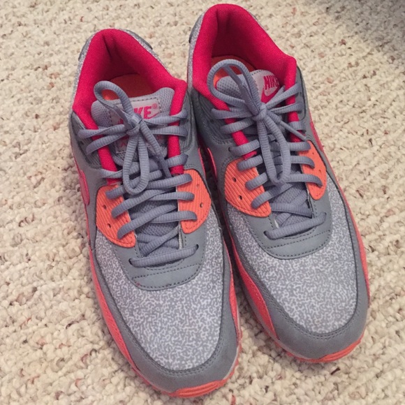 Air max (worn twice)