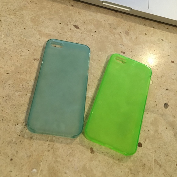 Blue and Green iPhone 5/5s silicon cases