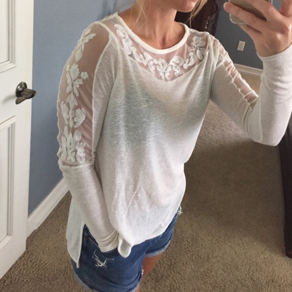 White Free People top 🚫SOLD🚫