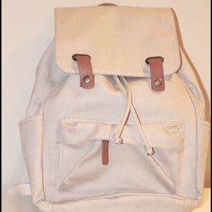 Everlane Snap Backpack - Ivory