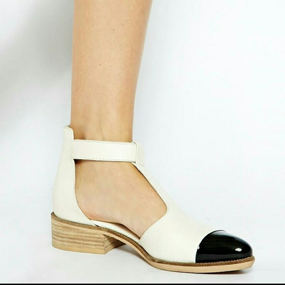 ASOS Leather T-Bar Flat Shoes - Mono