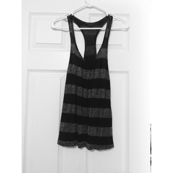 Cute black and grey sparkle tank top!