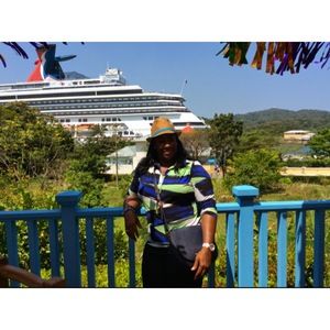 Meet your Posher, Valerie