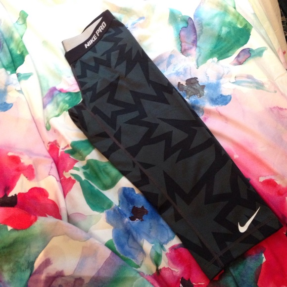 Nike pro, running leggings!