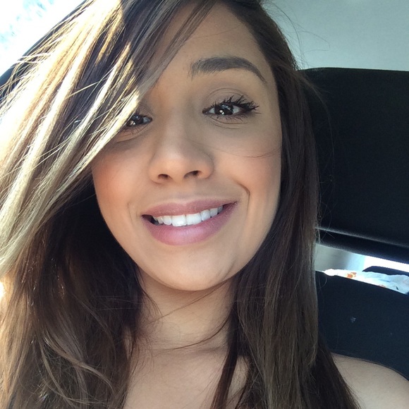 Meet your Posher, Rachel