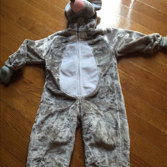 Mouse costume