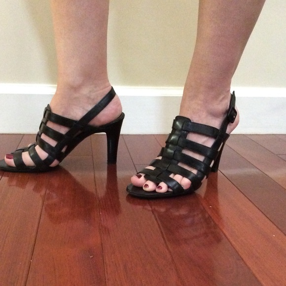 STOLEN MY DAUGHTER VISITED AGN 😉👠  Strappy Heels - Picture 3 of 4