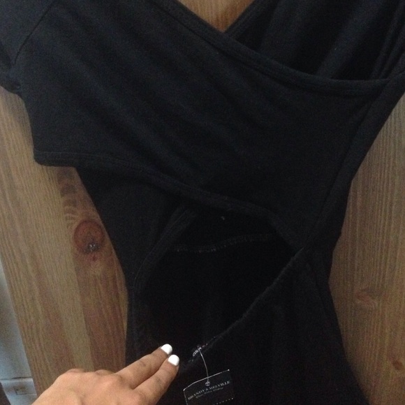 Brandy Melville Black Cross Back Dress - Picture 4 of 4