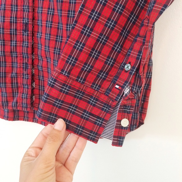 BRAND NEW!!!! 🎉 Tommy Hilfiger Plaid Blouse - Picture 3 of 3