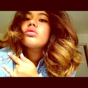 Meet your Posher, Maresa