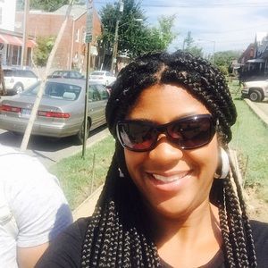 Meet your Posher, Candice