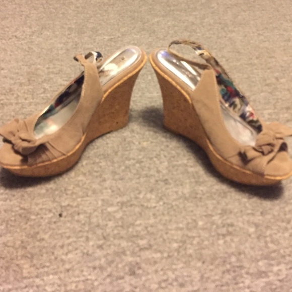 Wedges - Picture 1 of 2