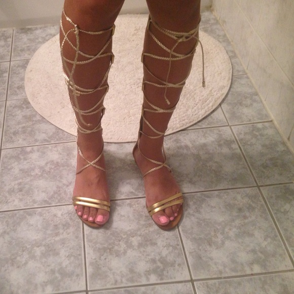 Aldo's gladiator sandals - Picture 2 of 4
