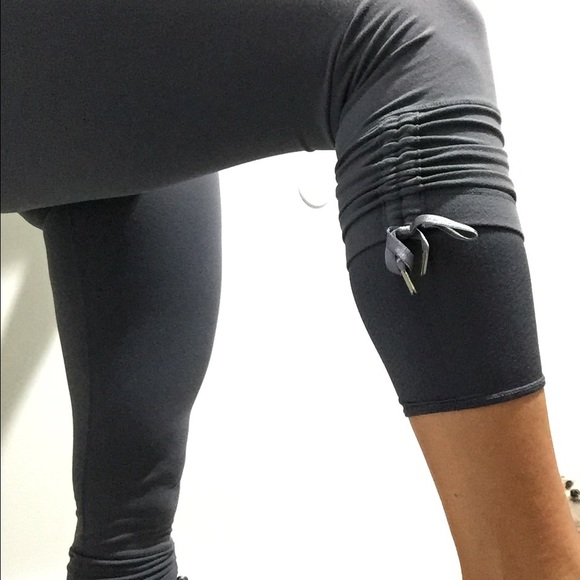 SOLD - Picture 3 of 4