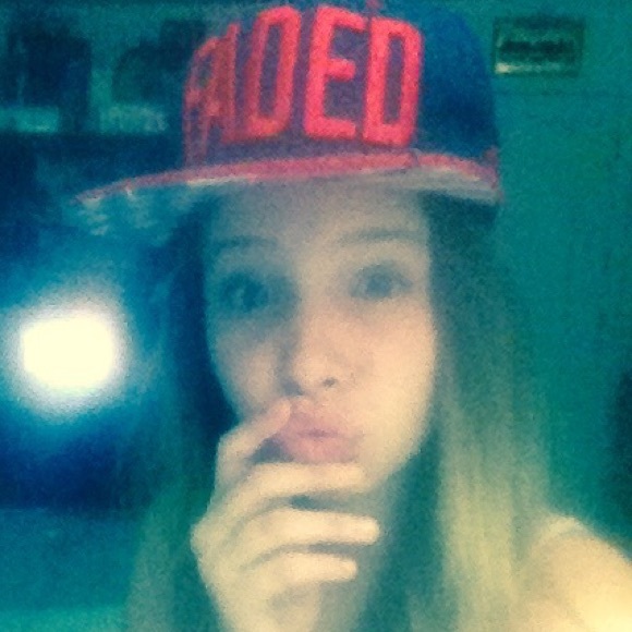 💯💵Meet your seller💯💵, Love dem SnapBacks💯💵 - Picture 2 of 4