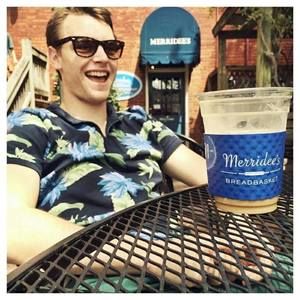 Meet your Posher, Philip