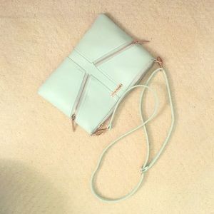 Mint cross body
