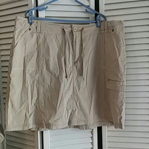 No Worries Bending Over In This Skort!