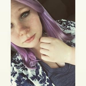 Meet your Posher, Leeann