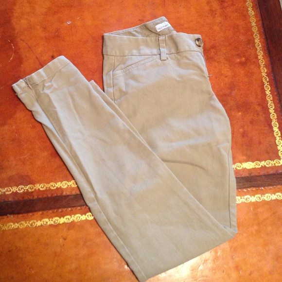 Old Navy low rise skinny legged pants