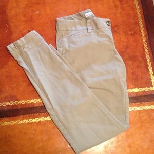 Old Navy low rise skinny legged pants