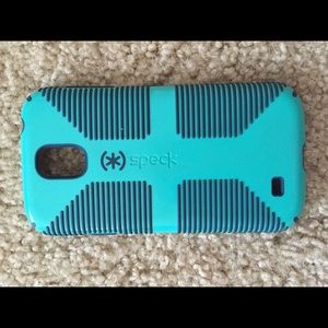 Teal and blue texting grip case