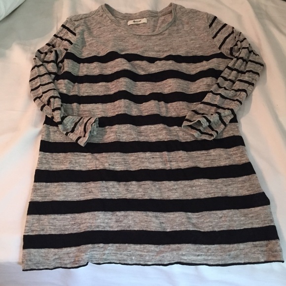 Madewell Tops - Madewell striped grey and black 3/4 sleeve shirt