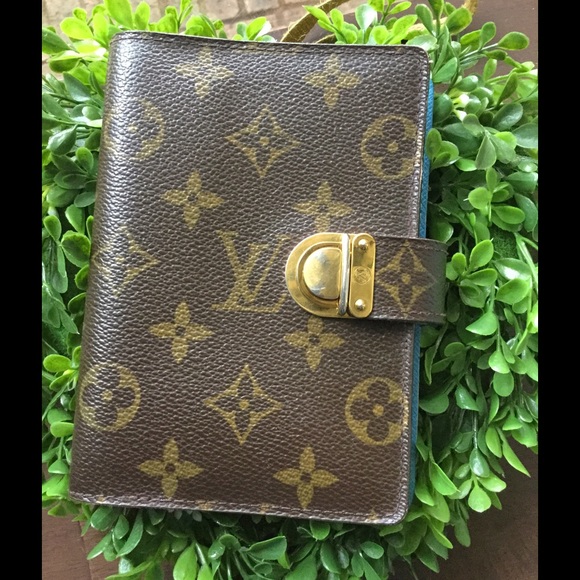 Authentic Louis Vuitton Agenda Koala - Picture 3 of 4