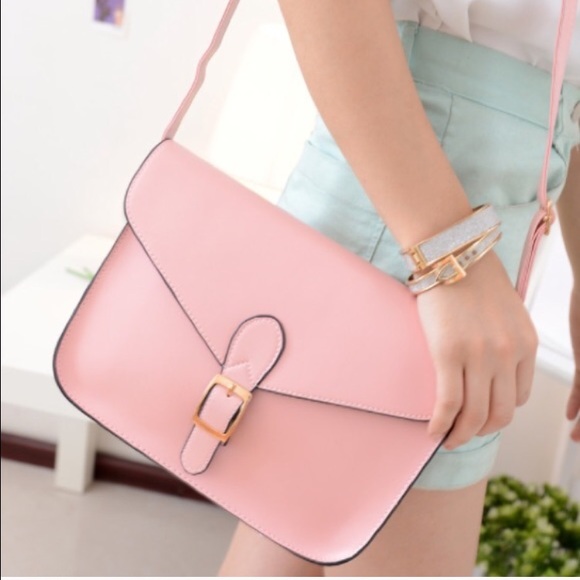 Baby pink messenger bag - Picture 3 of 4