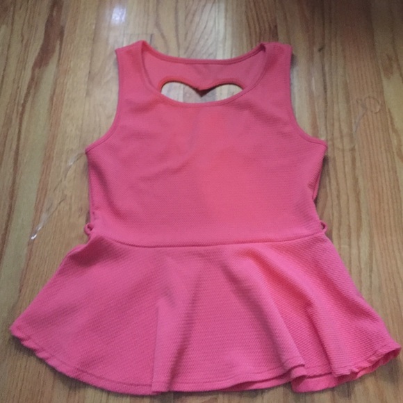 Plum top
