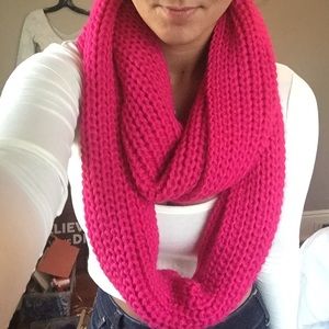 Infinity scarf