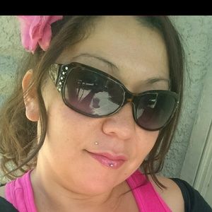 Meet your Posher, Eileen