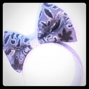 Bow headband