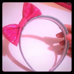 Bow headband