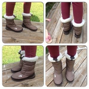 Nuptse North Face bootie