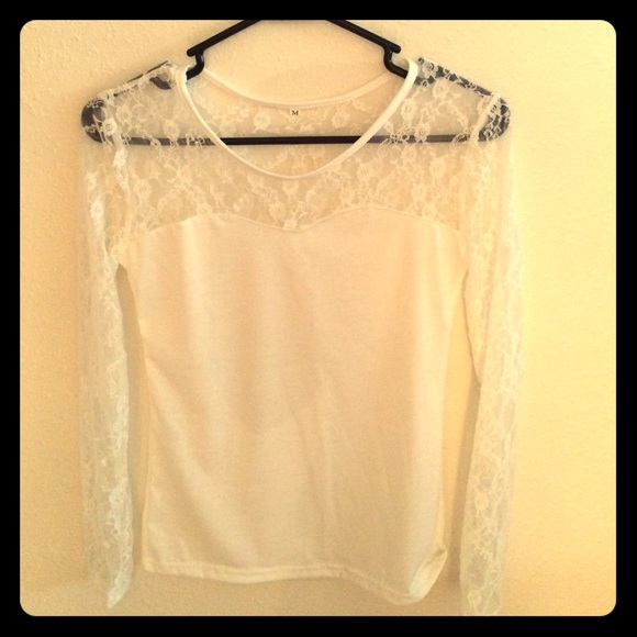 Women's white long sleeve lace shirt