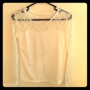 Women's white long sleeve lace shirt