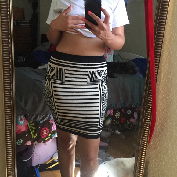 Skirt - Picture 1 of 4