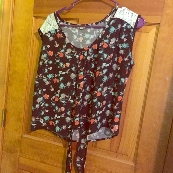 Floral top