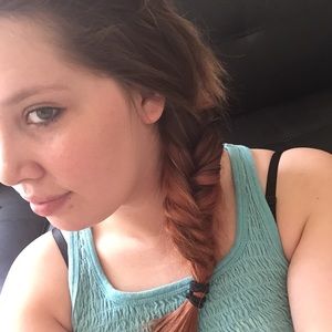 Meet your Posher, Danielle