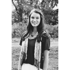 Meet your Posher, Leah