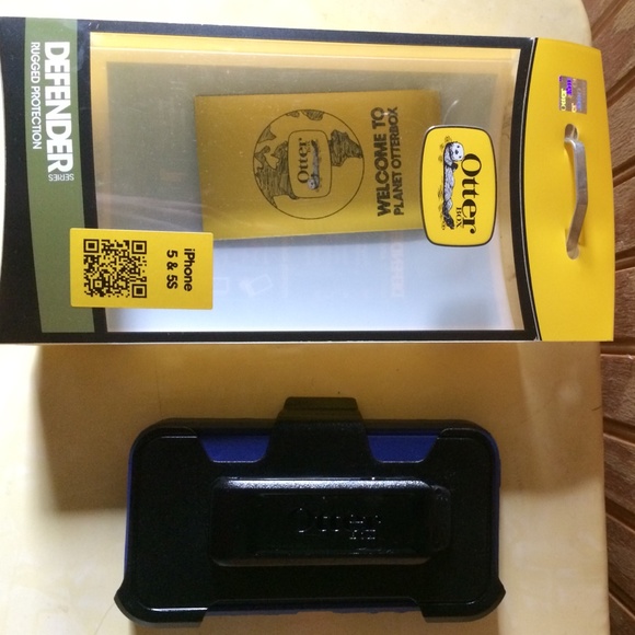 iPhone 5/5s Otterbox - Picture 4 of 4