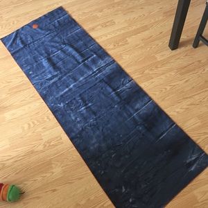 Yogitoes yoga mat towel