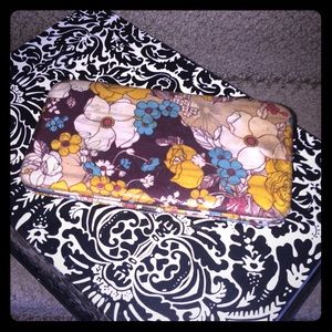 Vintage inspired flower wallet